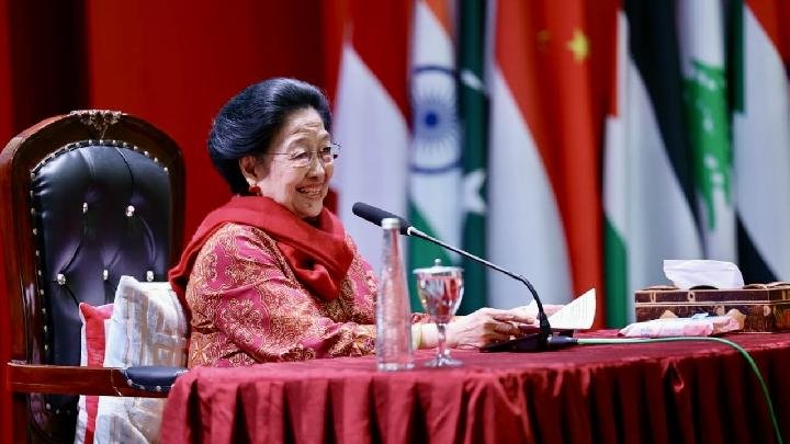 Megawati Mengenang Sulitnya Memakamkan Sukarno di Taman Pahlawan pada Era Soeharto