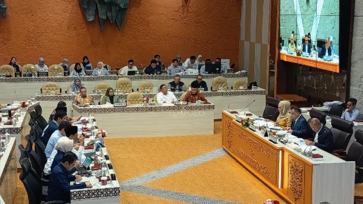 Menkes Usul Reaktivasi Otomatis 120 Ribu PBI Penyakit Kronis