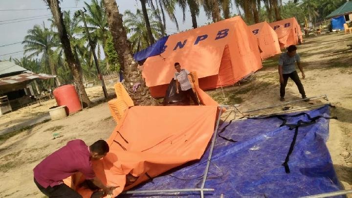 Pengungsi di Tenda Susut 56 Persen dalam Empat Hari